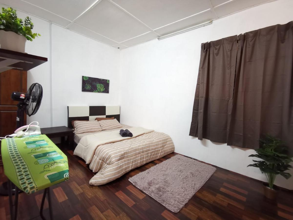 Sri Makmur Pontian Homestay Pontian Besar Bagian luar foto