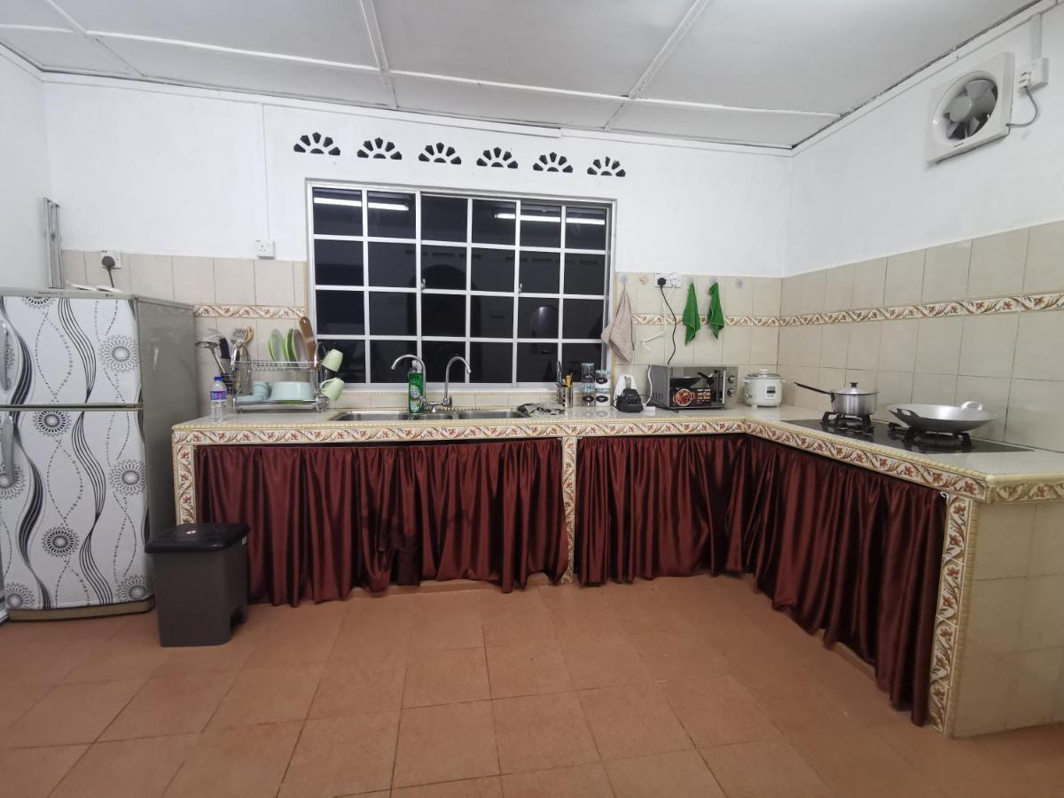 Sri Makmur Pontian Homestay Pontian Besar Bagian luar foto